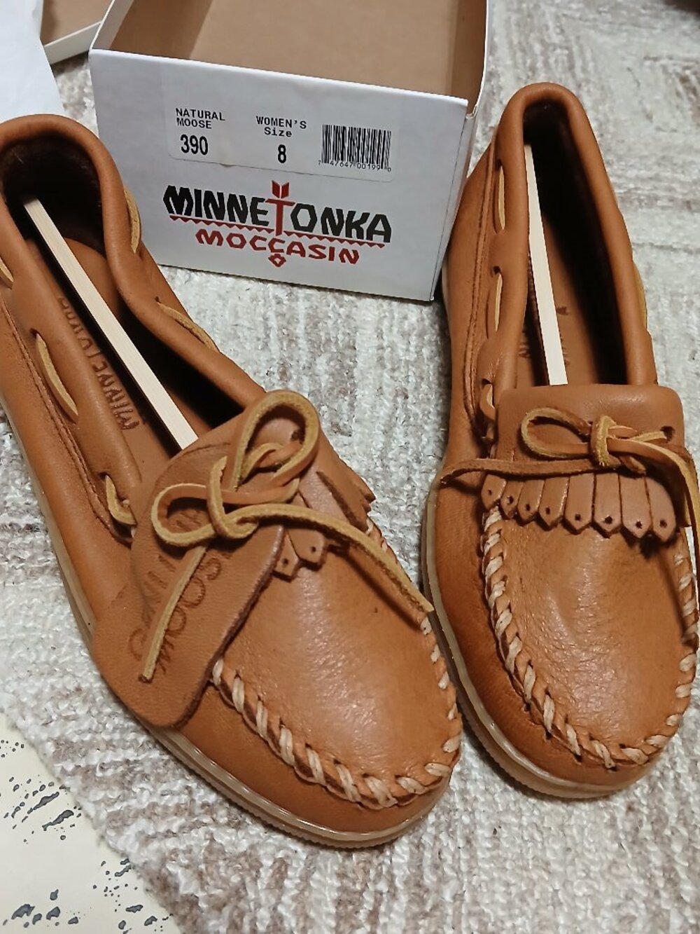 Minnetonka Moccasin Tan/Natural Moosehide Fringedd Kilty Size 8